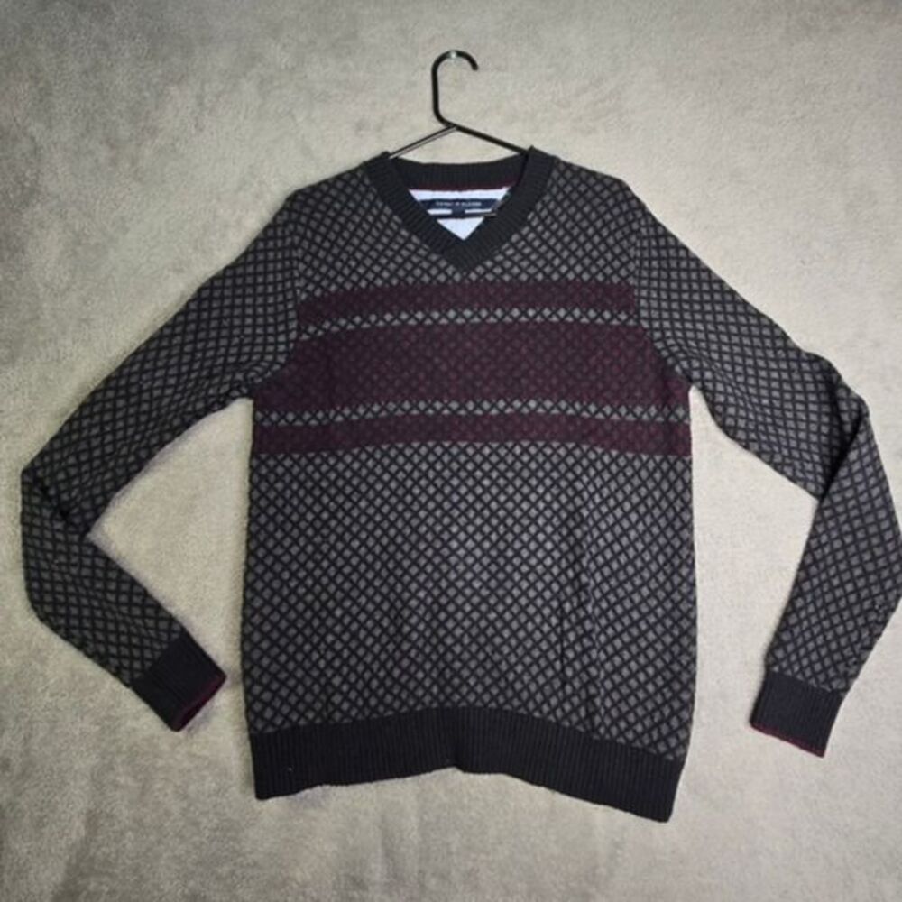 Tommy Hilfiger Sweater Men's Large V-Neck Gray Black Maroon Long Sleeve